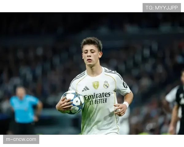 欧冠晋级后，皇马全队返回马德里，备战周末联赛